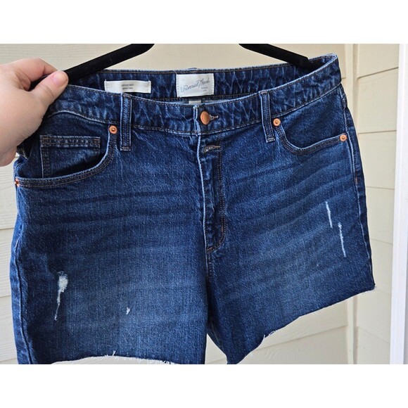 Universal Thread Vintage Midi Shorts Size 14 32 R - Picture 1 of 5